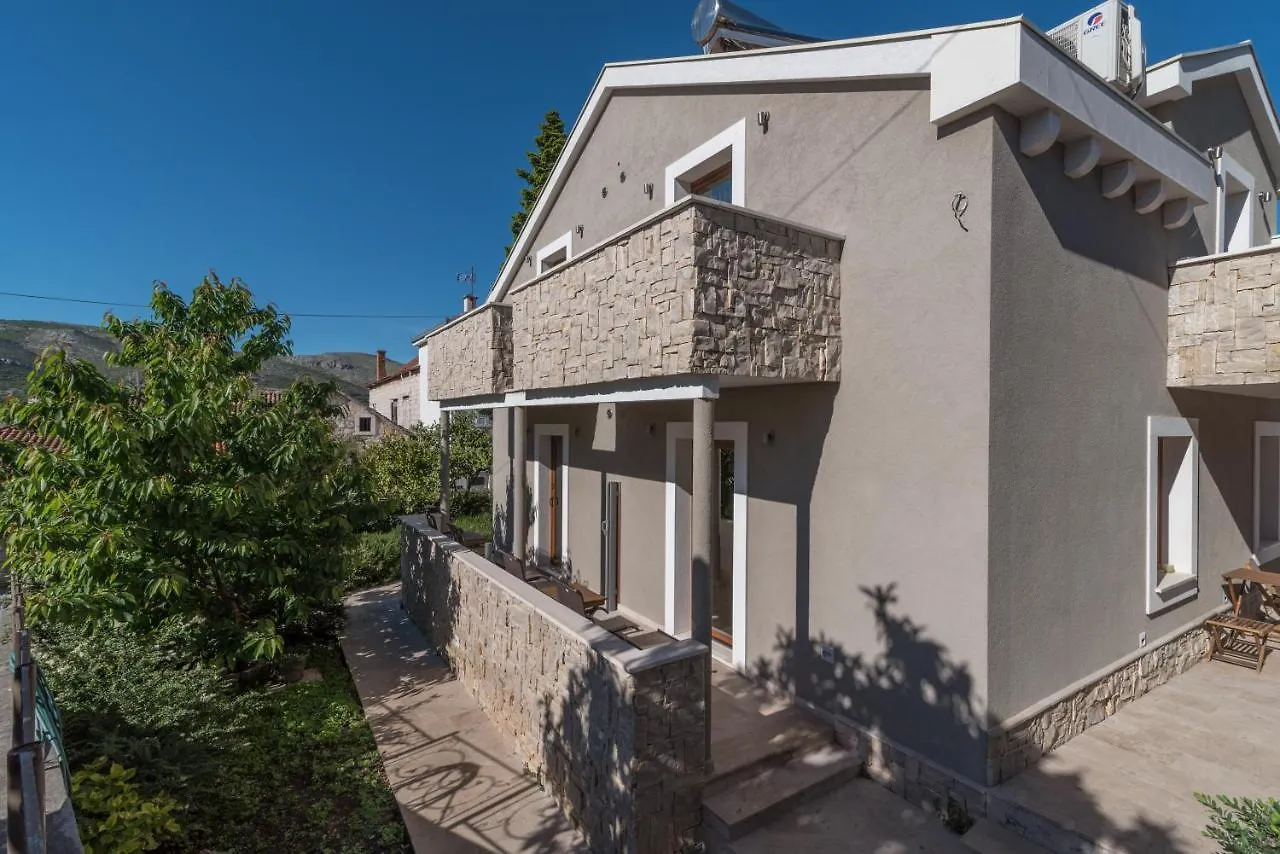 Villa Lucica Trogir Horvátország
