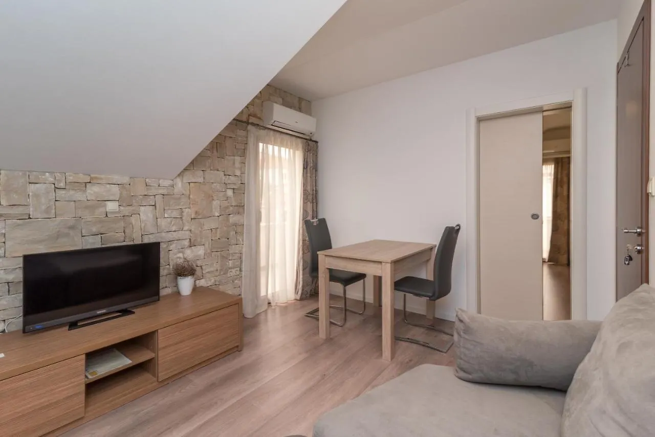 **** Guest house Villa Lucica Trogir Croatia