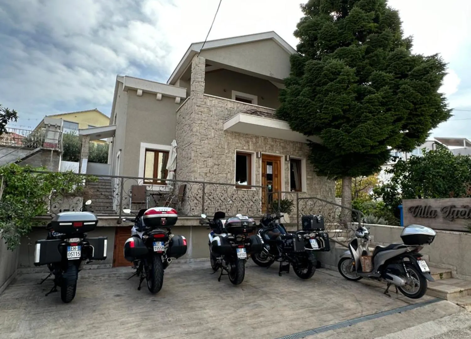 Villa Lucica Trogir Guest house
