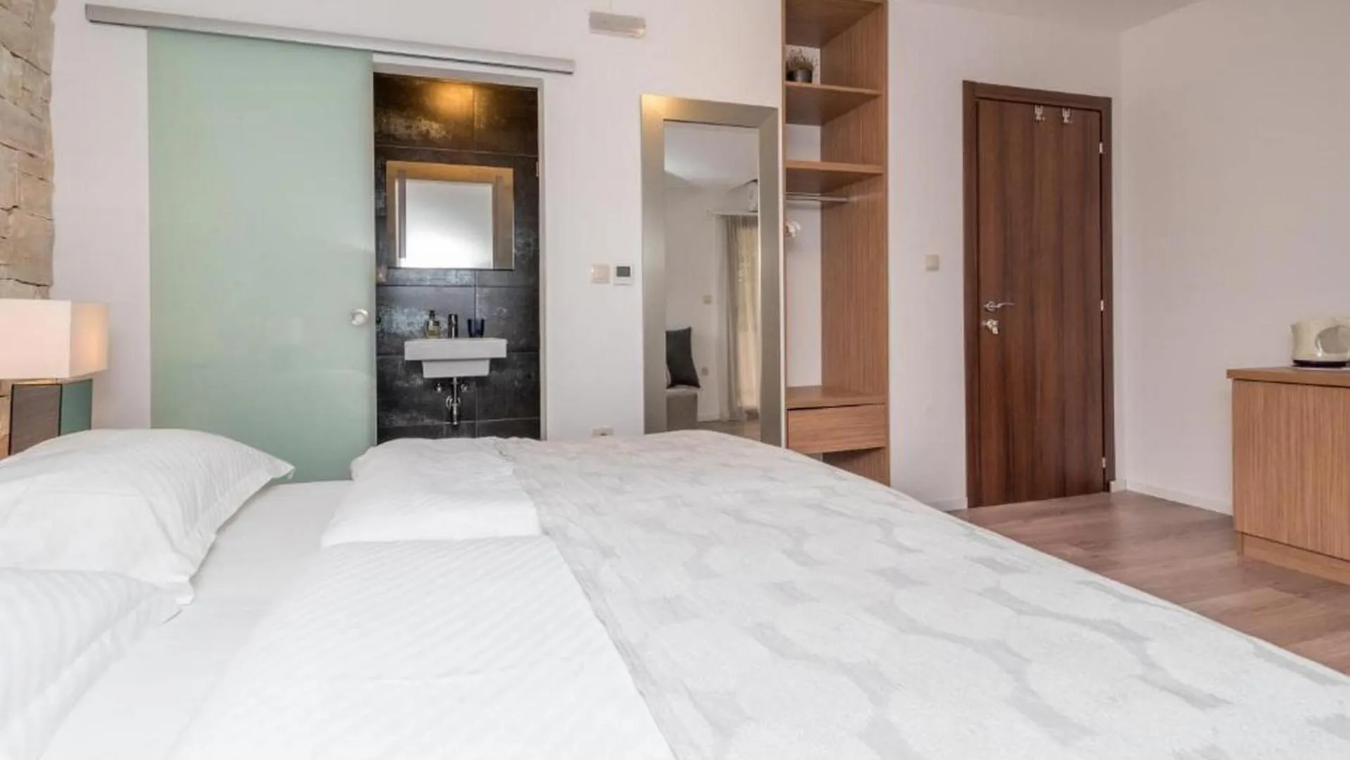 Villa Lucica Trogir Guest house