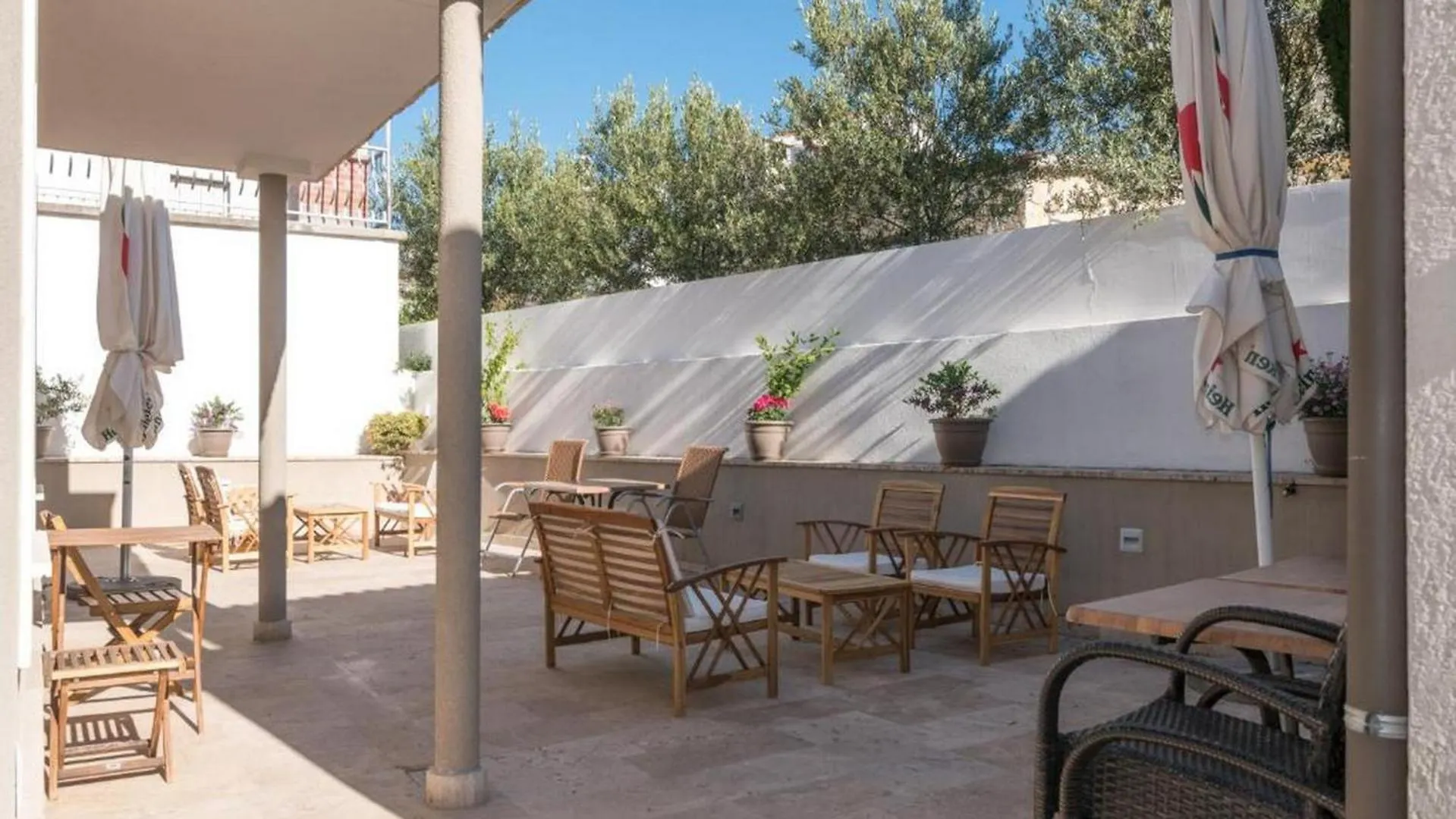 Villa Lucica Trogir Guest house